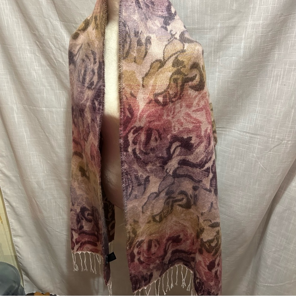 Steve Madden scarf